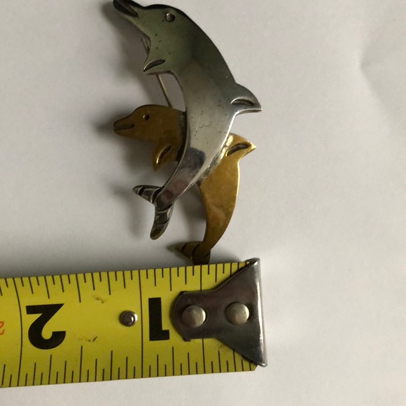Vintage Dolphin pin - Picture 3 of 5